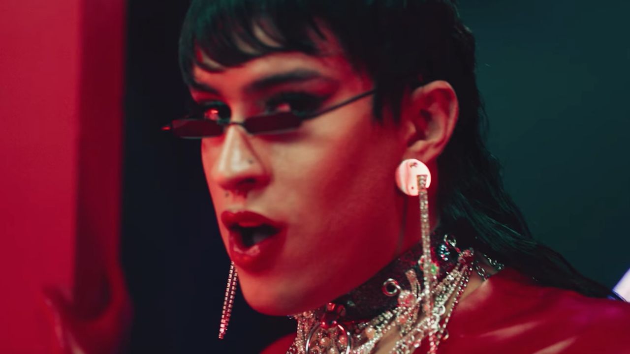 Gracias a una intérprete de señas, sordos pueden bailar ‘Yo perreo sola’ de Bad Bunny