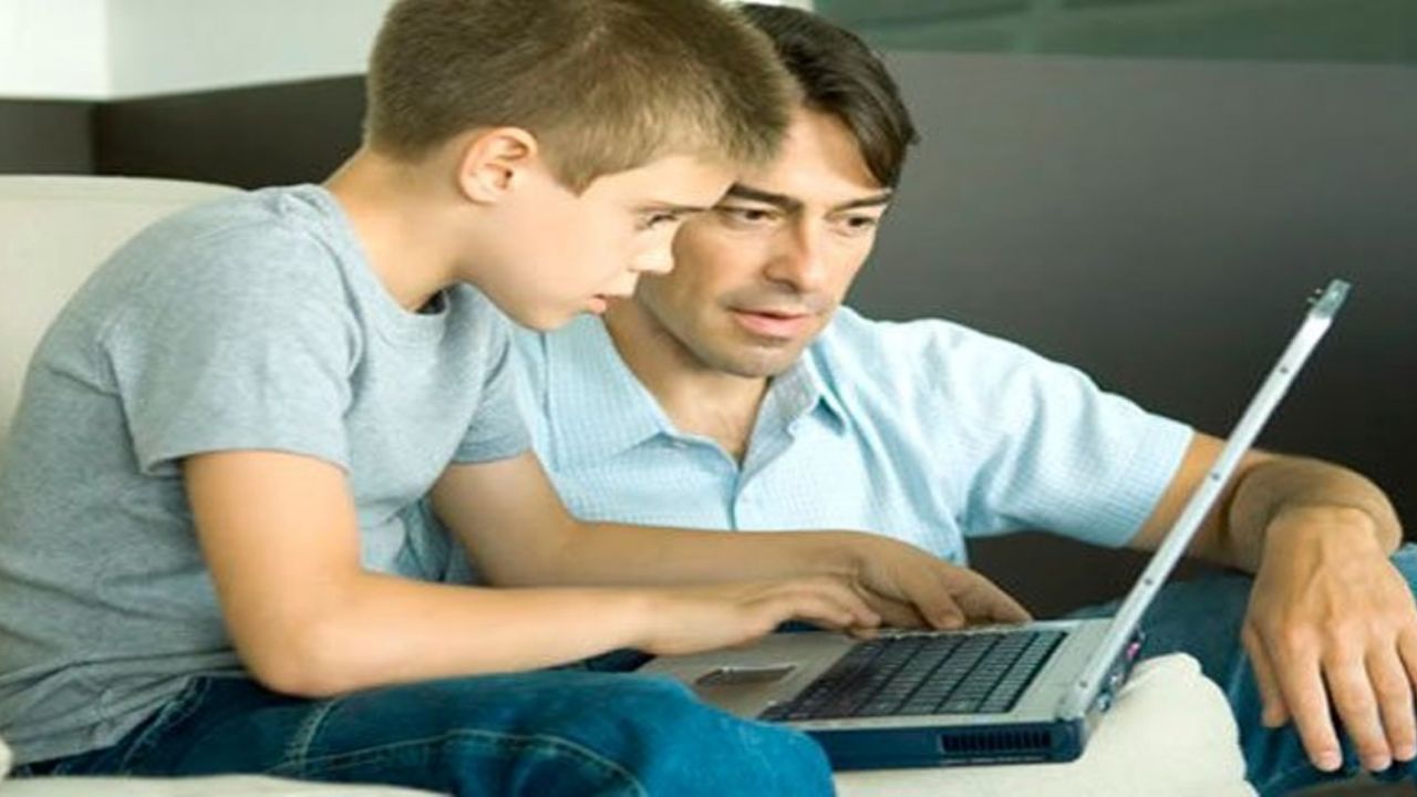 Estos son algunos consejos para que los niños naveguen de forma segura en la red