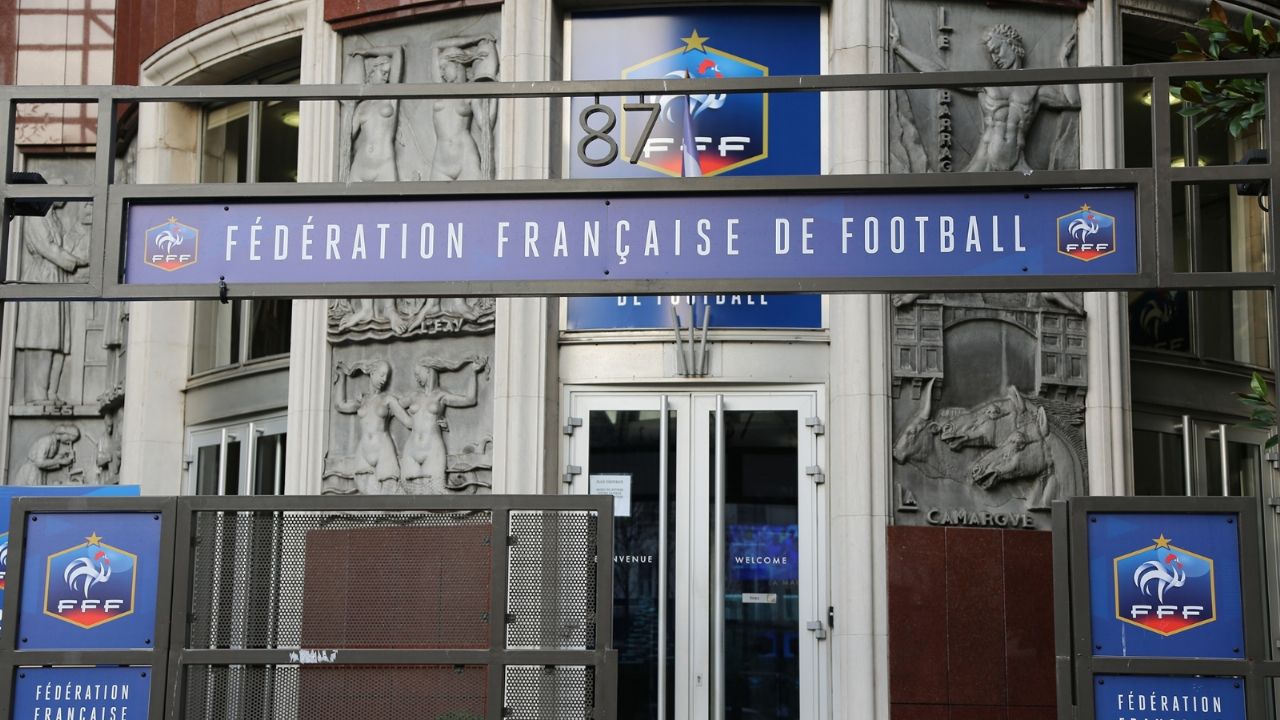 La Federación Francesa saldrá al rescate de los clubes y las ligas amateur