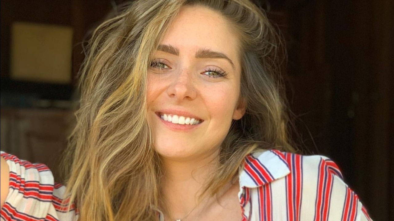Ariadne Díaz disfruta de la cuarentena desde la alberca y con toda su familia