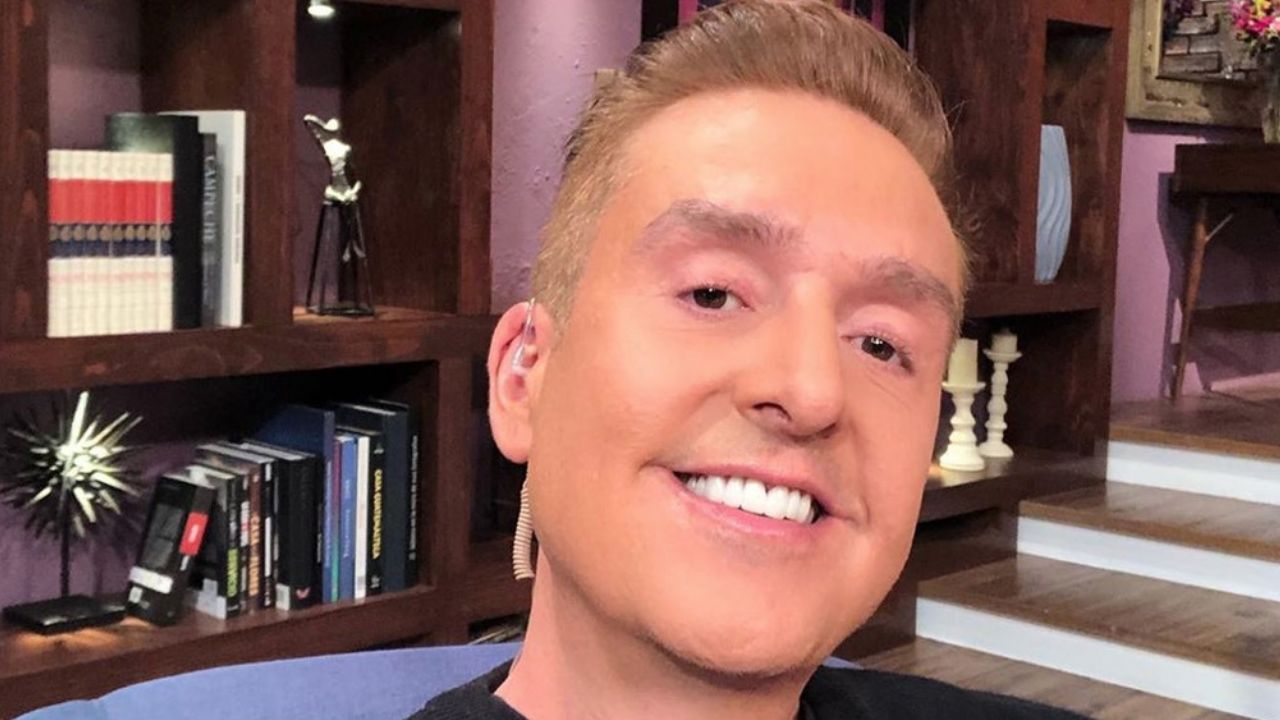 Conductor se burla y vuelve a destrozar a Bisogno: “Te quitarán el puesto en TV Azteca”