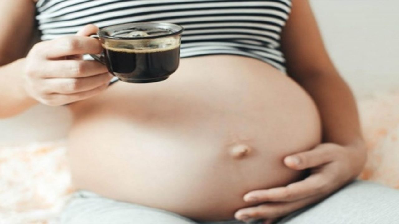 ¡Cuidado! Tomar café en exceso en el embarazo puede dañar al bebé, según estudio