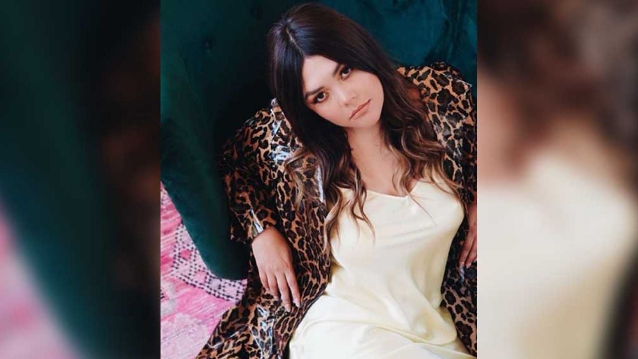 “Jenga de ‘shots'” Yuridia impacta con confesiones y sus tips para la cuarentena