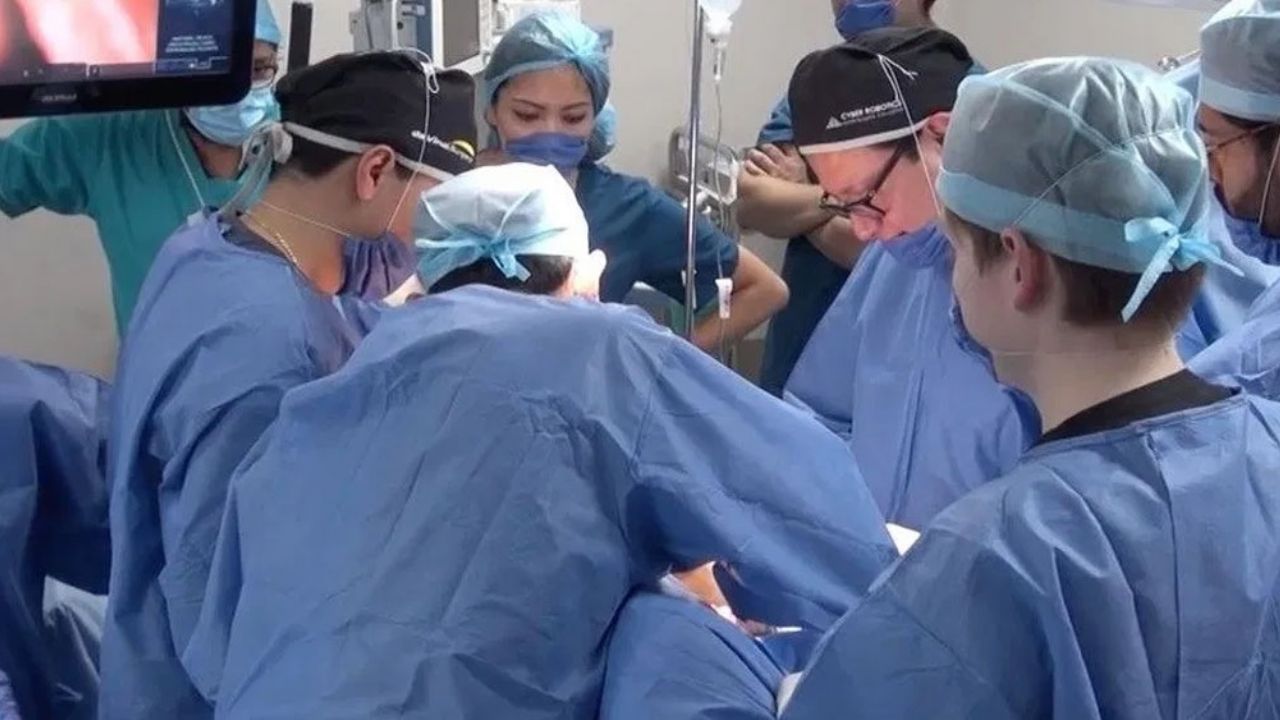 Joven padeció tos por 14 años; doctores encuentran algo inusual en sus pulmones