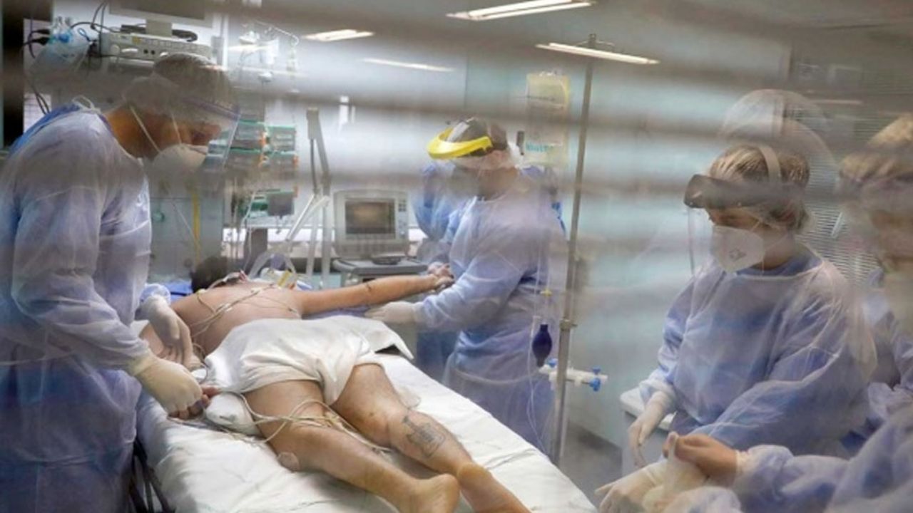 Covid-19: Médicos detectan posible daño cerebral en enfermos por nuevo síntoma