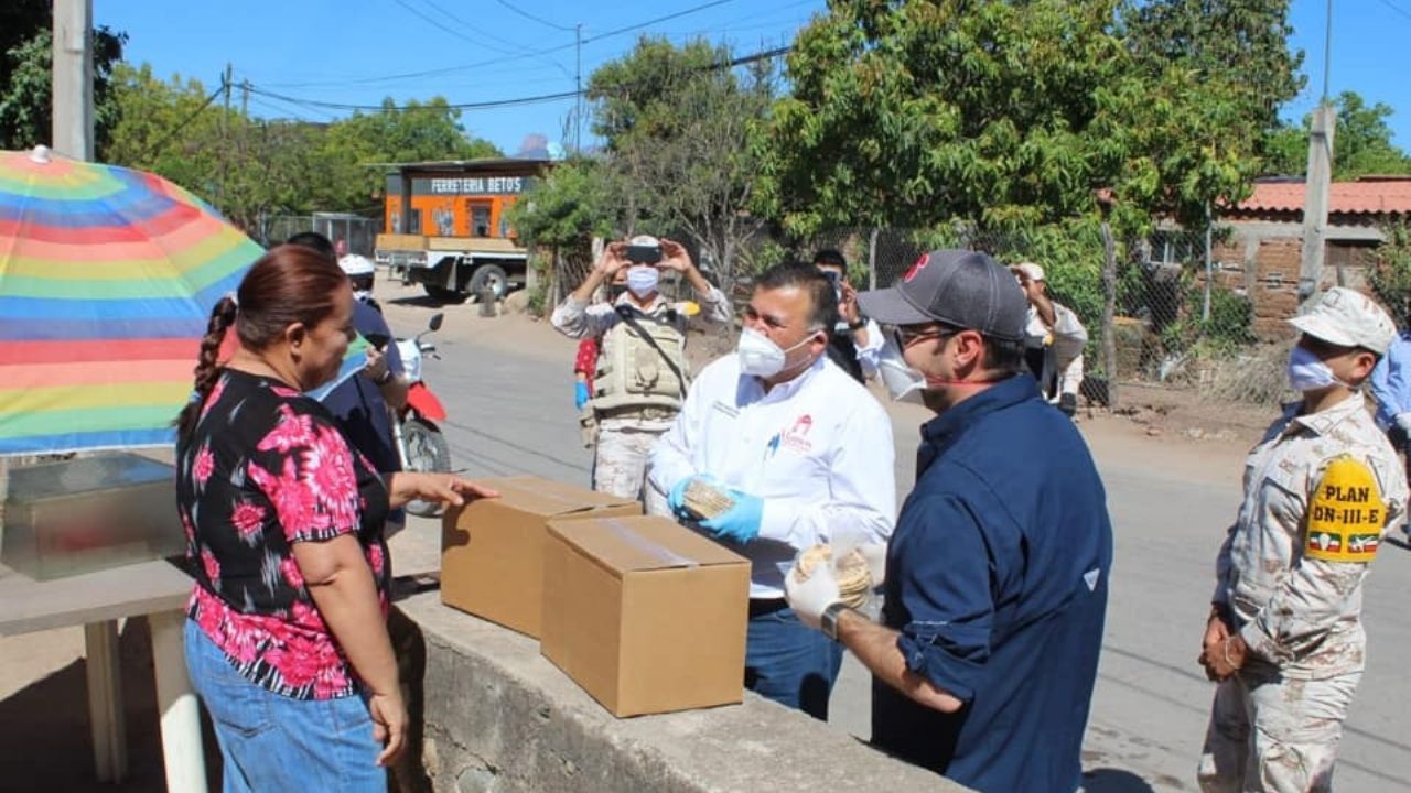 En Álamos Sedeson y el Municipio entregan despensas de Seguridad Alimentaria