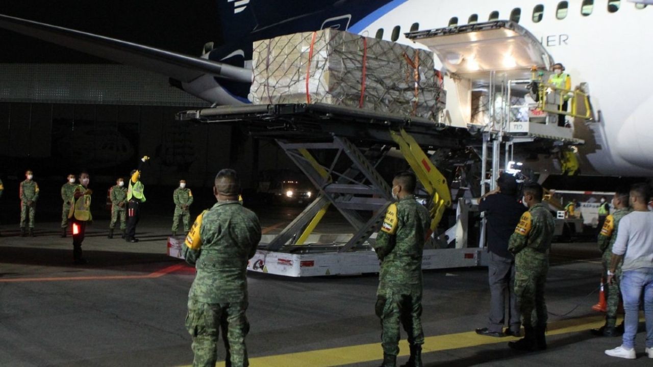 Coronavirus: México se prepara para recibir tercer avión de China con insumos