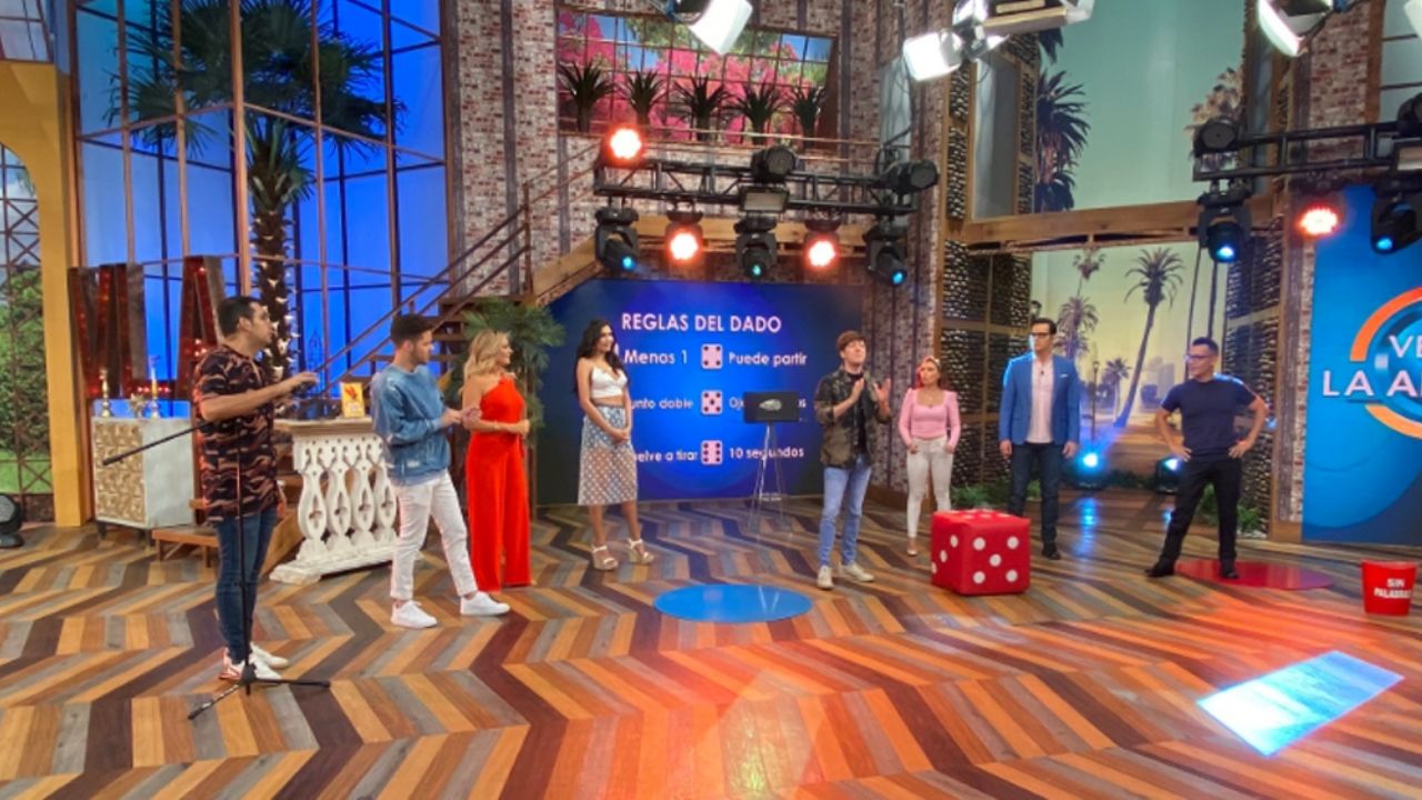 Polémica en TV Azteca: Exhiben tremendo error de conductor de ‘VLA’