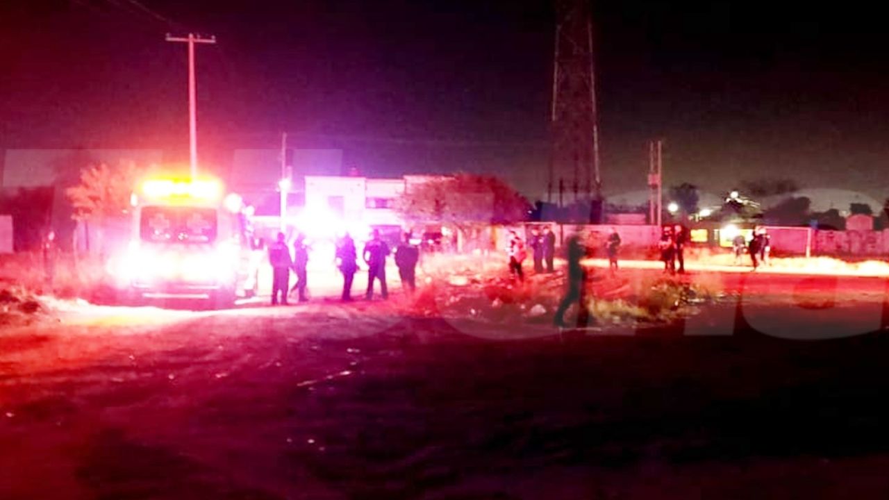 A sangre fría, sicarios ejecutan a tiros a hombre con el rostro encintado