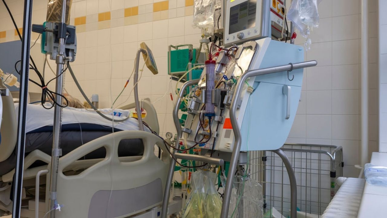 Pareja de enfermeros lucha contra el Covid-19 y su historia se viraliza