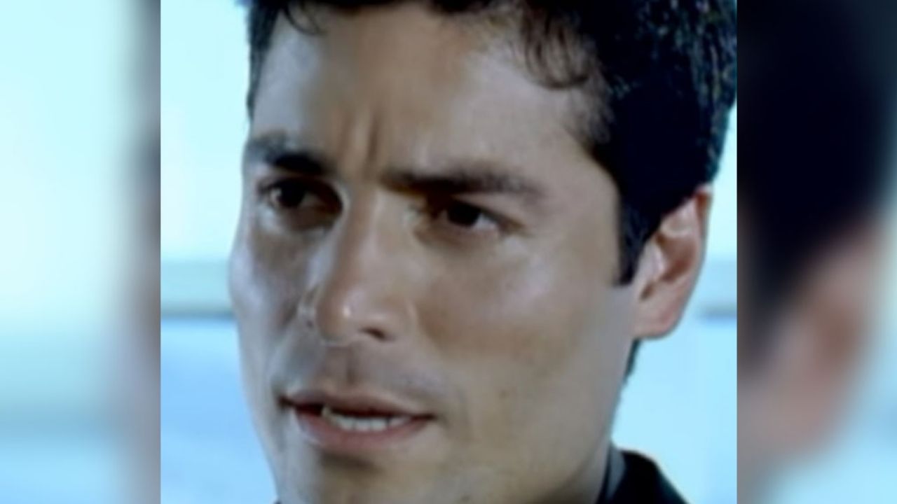 Internautas critican a Chayanne por foto sin camisa: “Ya estás viejo para eso”