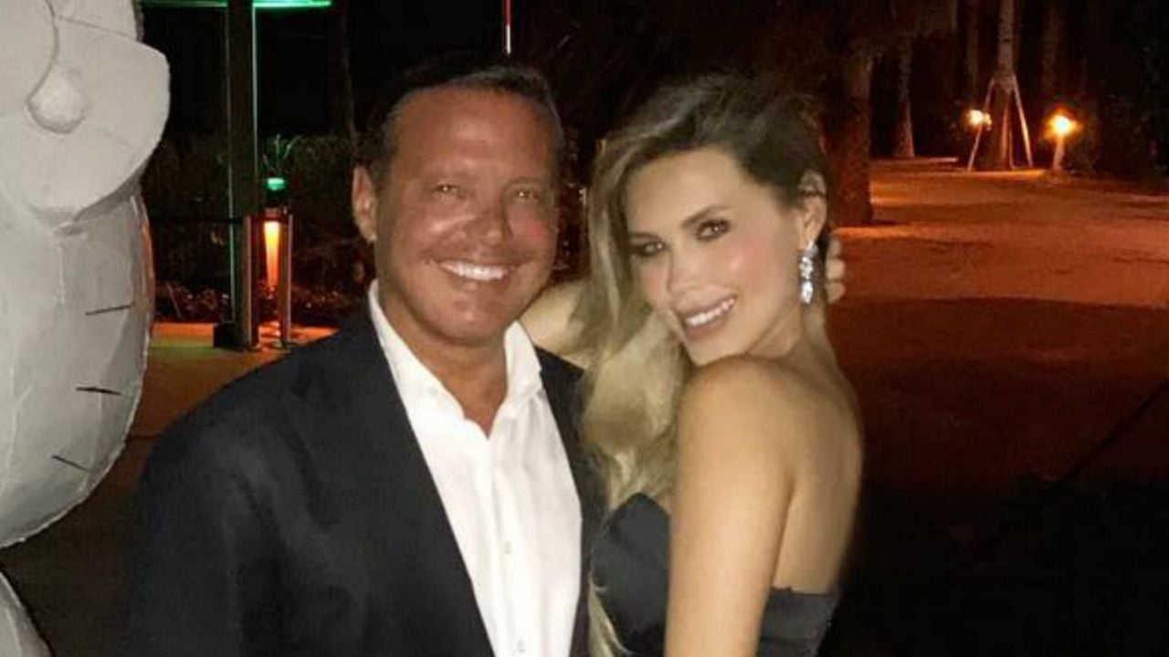 ¡No lo olvida! Ex de Luis Miguel se graba mientras le hace ¿terrorífico amarre?