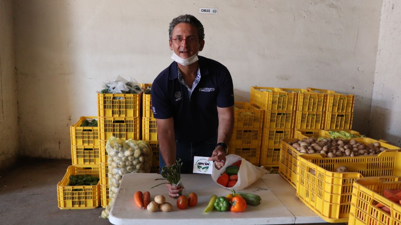 Horticultores del Sur de Sonora se unen para entregar despensas en sectores vulnerables