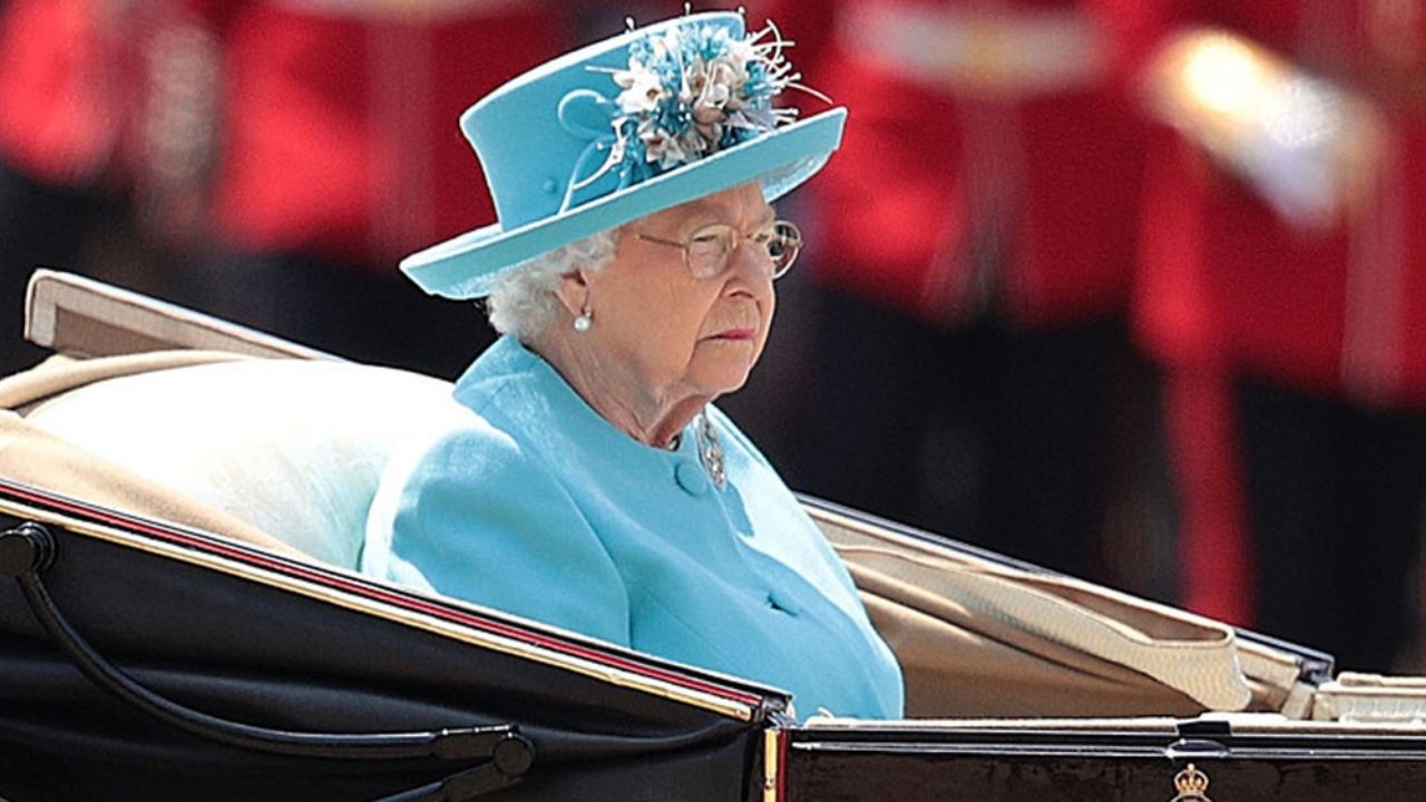 Traición, drama y muerte: Reina Isabel II cumple 94 años en medio de una de sus mayores crisis