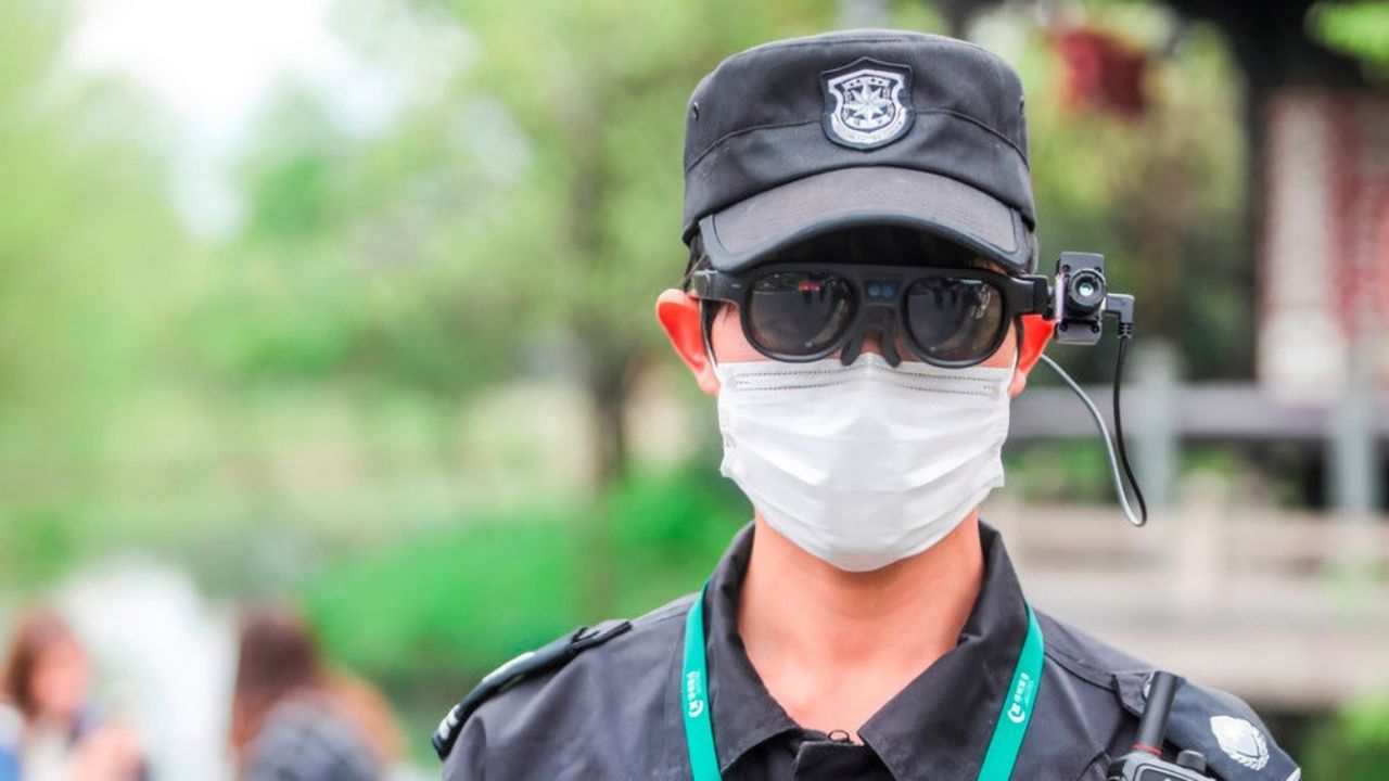 Empresa china crea nuevas gafas que detectan posibles contagios de coronavirus