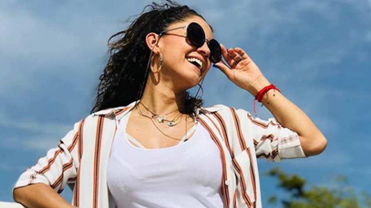 ‘Tecla’ de ‘Una Familia de Diez’ roba suspiros en Instagram con su Pillow Challenge