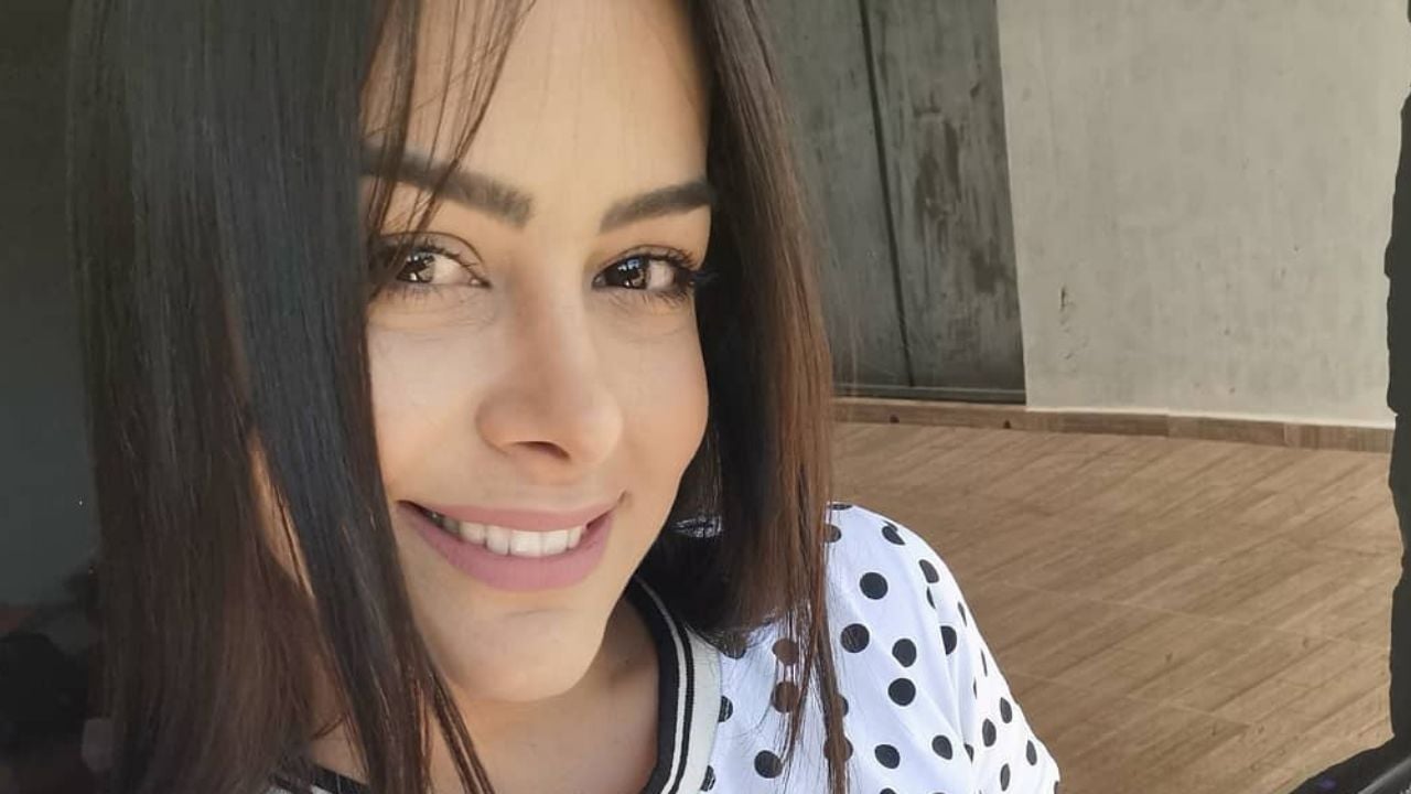 Larissa Riquelme se ejercita en playera transparente y vuelvo loco a Instagram