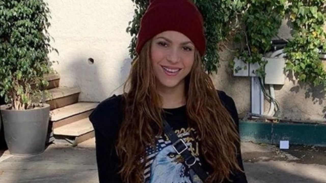 Shakira se vuelve sensación en Instagram por graduarse en Filosofía Antigua: “Estuche de monerías”