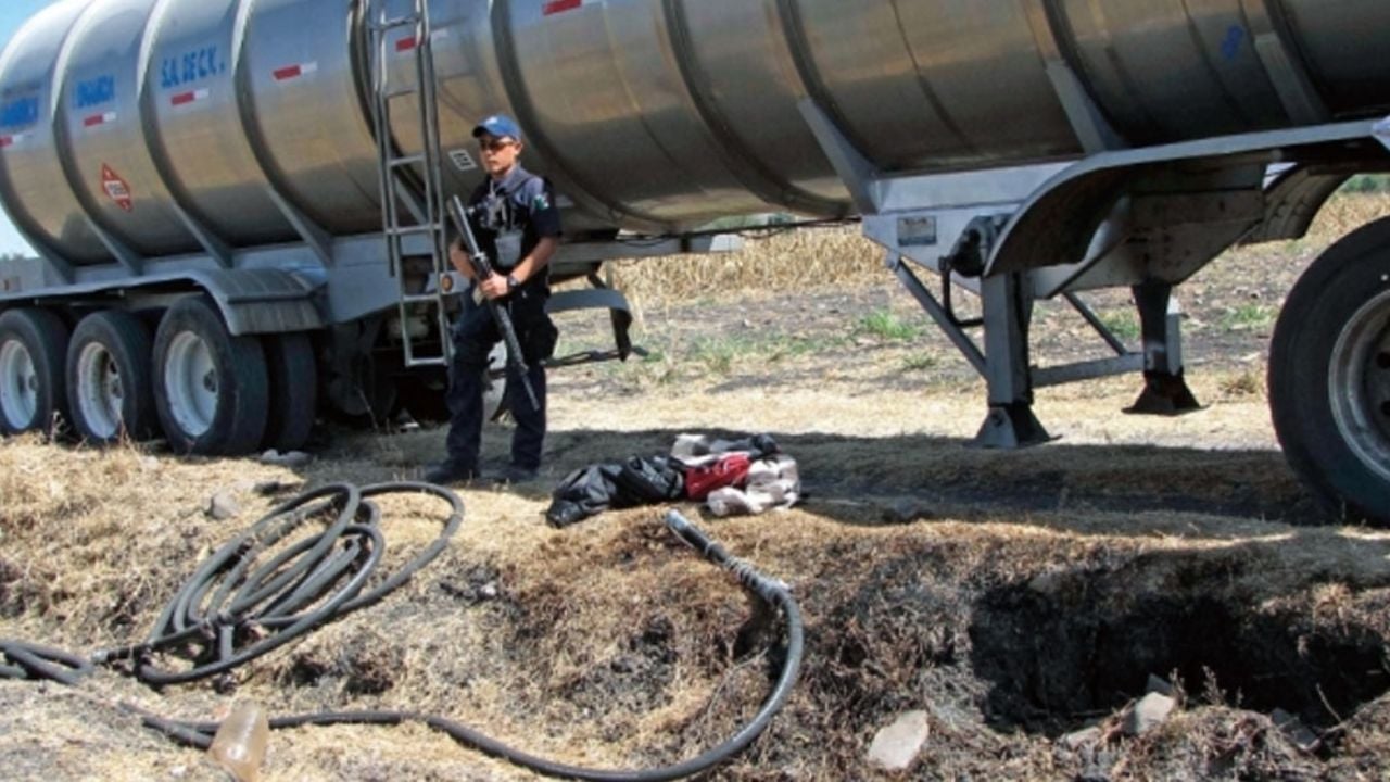 Guardia Nacional asegura mil 600 litros de combustible robado en Hidalgo