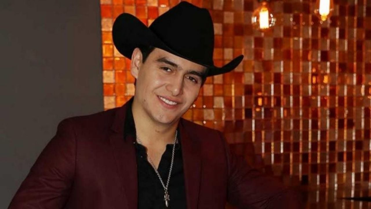 Julián Figueroa enamora a sus seguidoras con estas fotos y videos