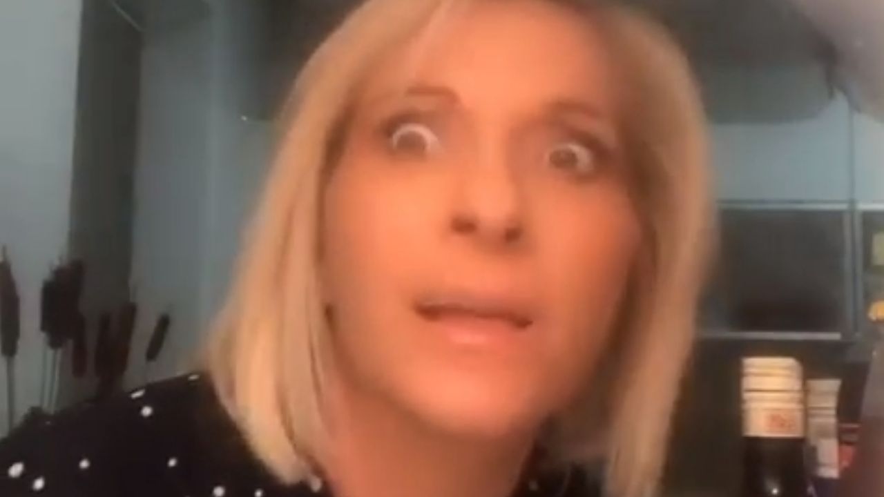 Yuri muestra su aumento de peso por ataques de ansiedad durante la cuarentena: “Toda gorda vas a quedar”