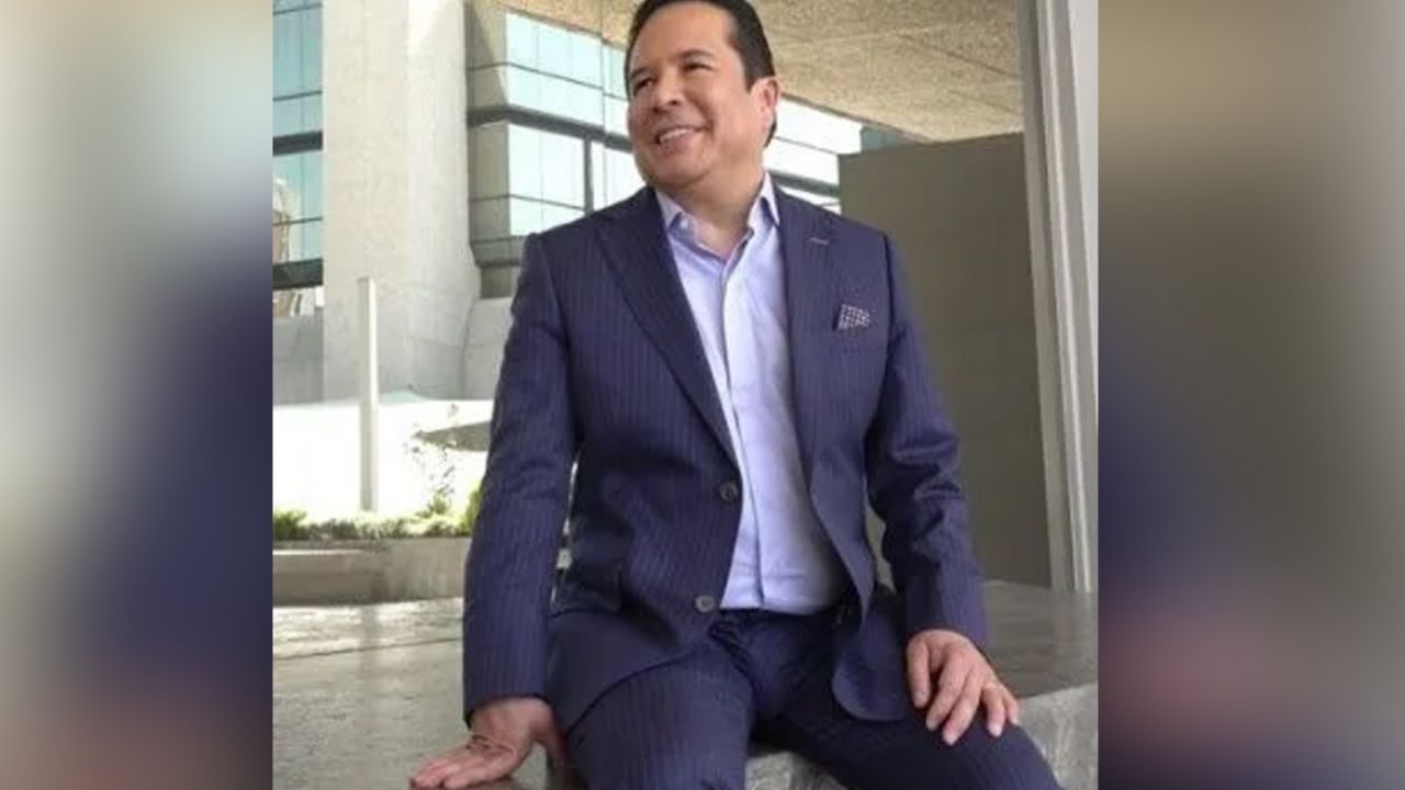 “Ni a sus hijos mantiene”: Gustavo Adolfo Infante llama egoísta a Luis Miguel