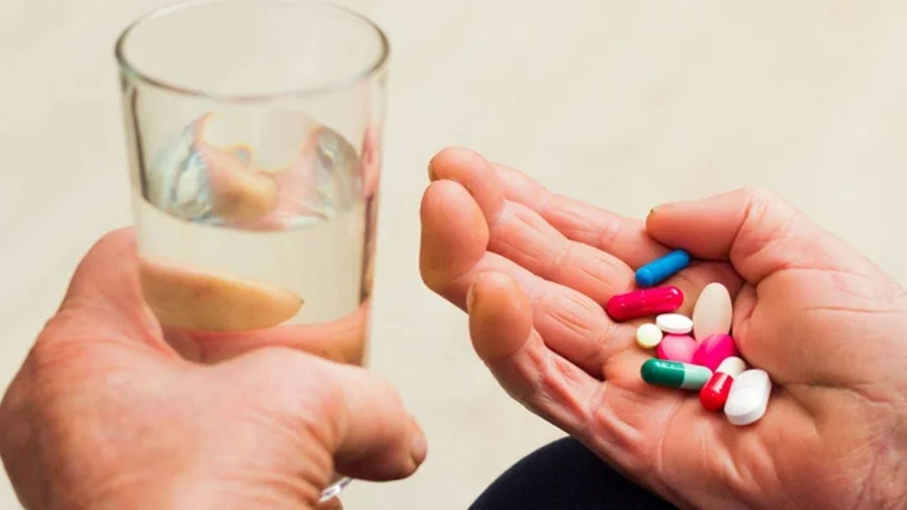 El consumo excesivo de alimentos llamado polimedicación es dañino para la salud