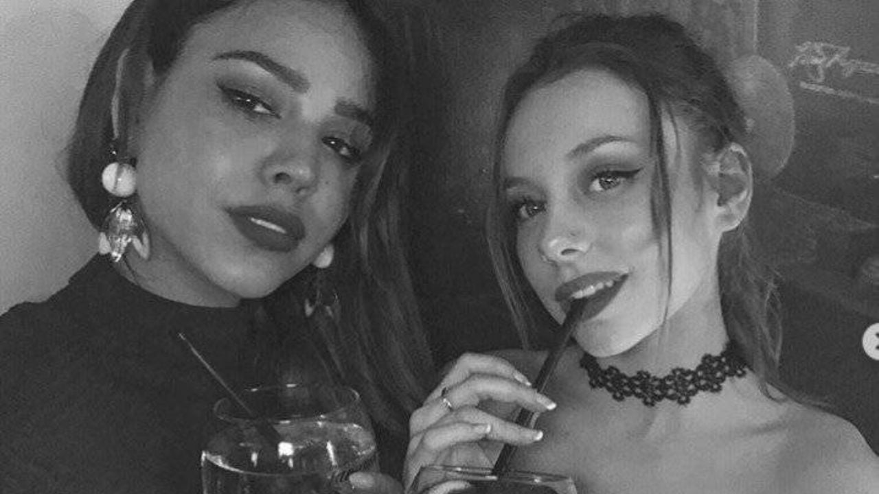 “¡Qué sensual!”: Danna Paola se besa con Ester Expósito y filtran el video