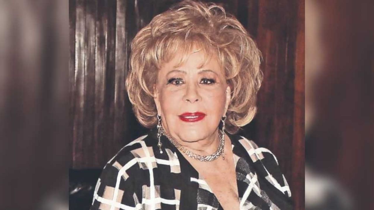 Cirugía de Silvia Pinal concluye; médicos reportan cuál es su estado de salud