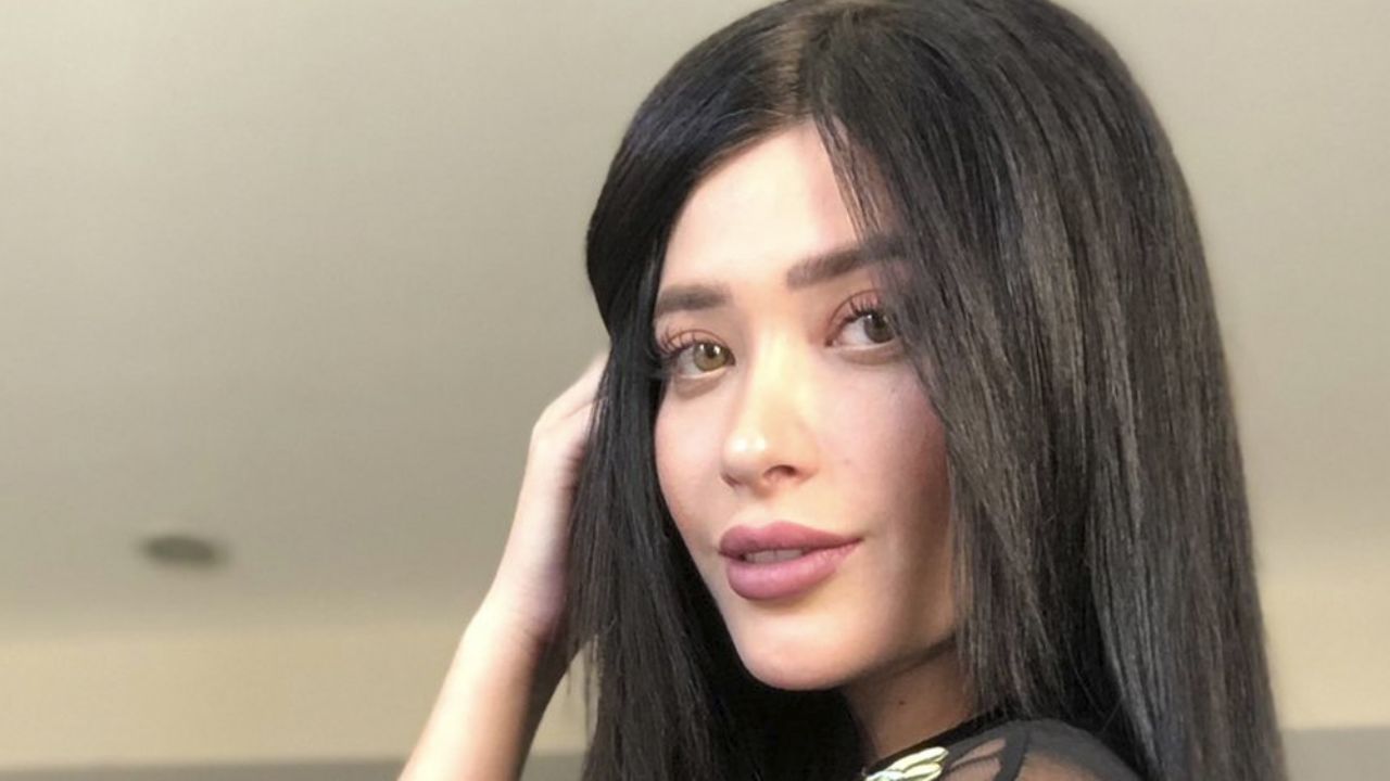 En sexy y pequeño atuendo, Brenda Zambrano hipnotiza con sus videos en TikTok