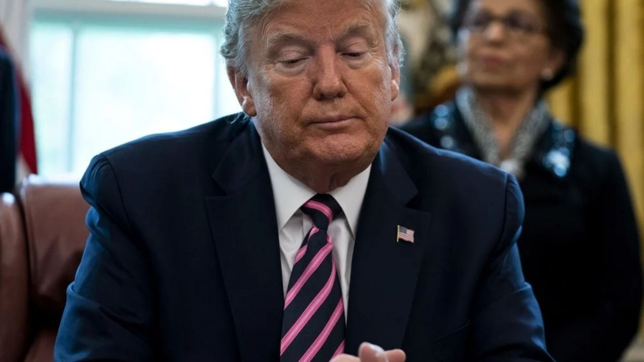 Trump anuncia en Twitter su ayuda para Ecuador, pero después borra el tuit