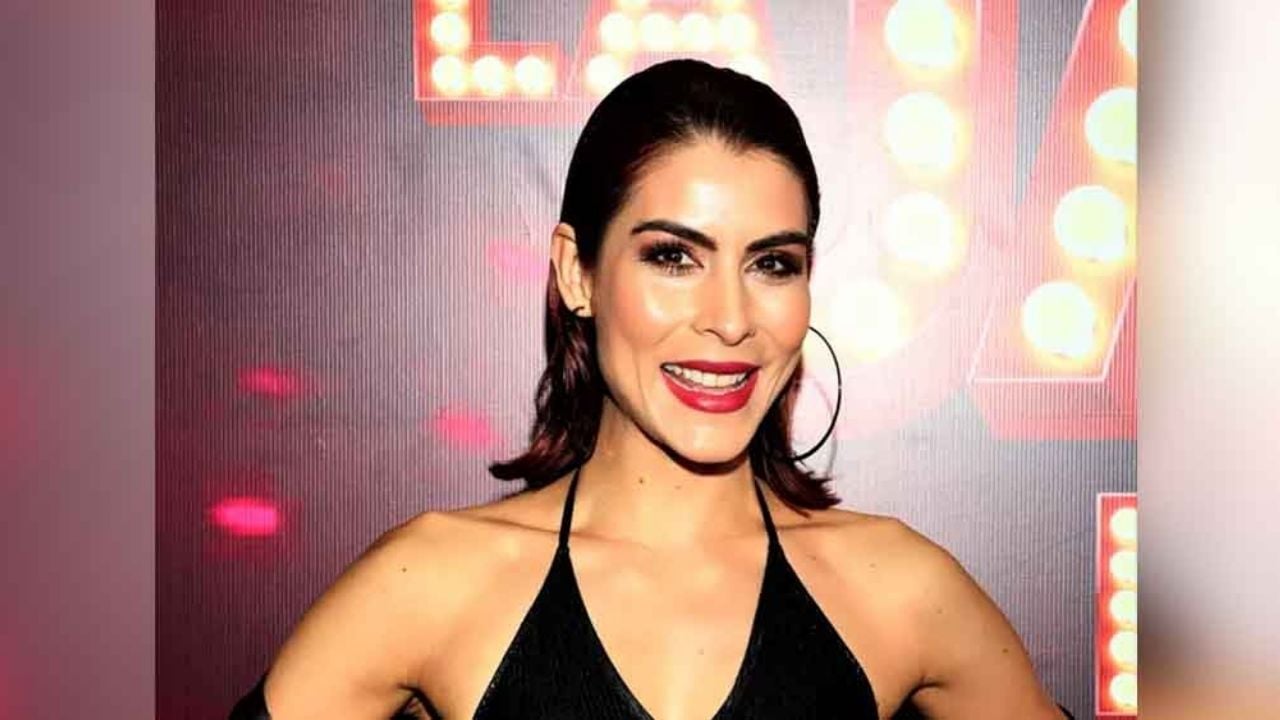 La sexy forma en la que María León limpa su casa en cuarentena