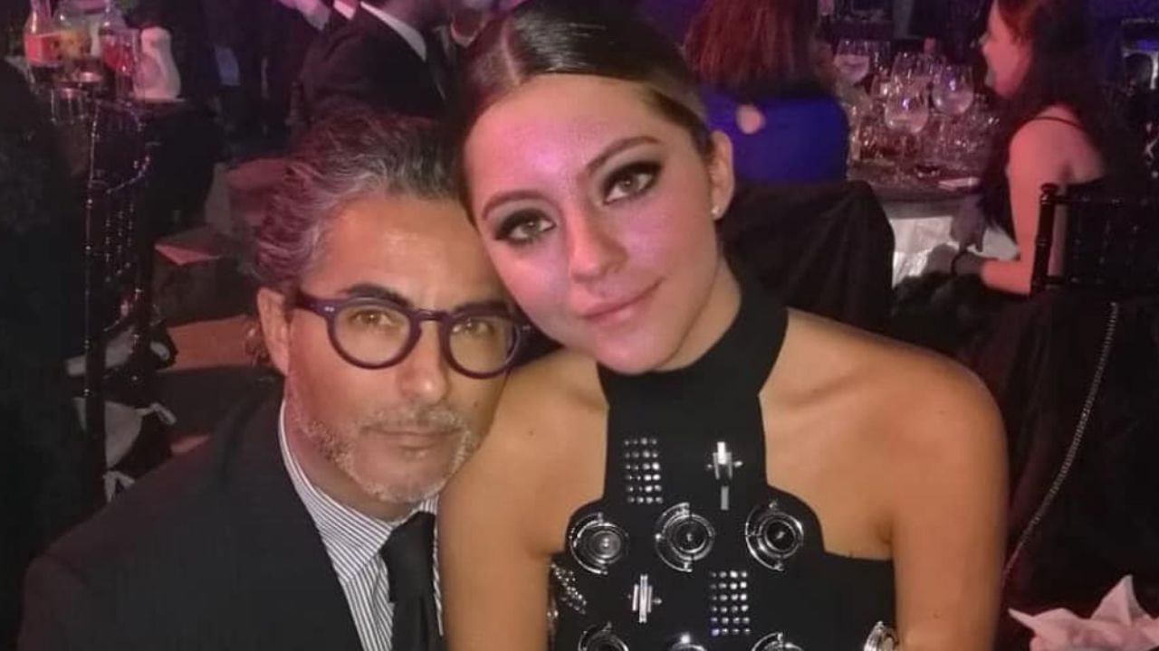 “Me rindo”: Con divertido video, ‘El Negro’ culmina el ‘pleito’ con su hija