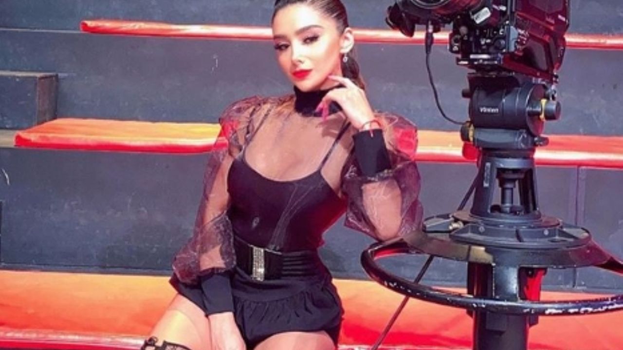 Serrath de ‘Enamorándonos’ sube la temperatura al exhibir sus curvas sin Photoshop