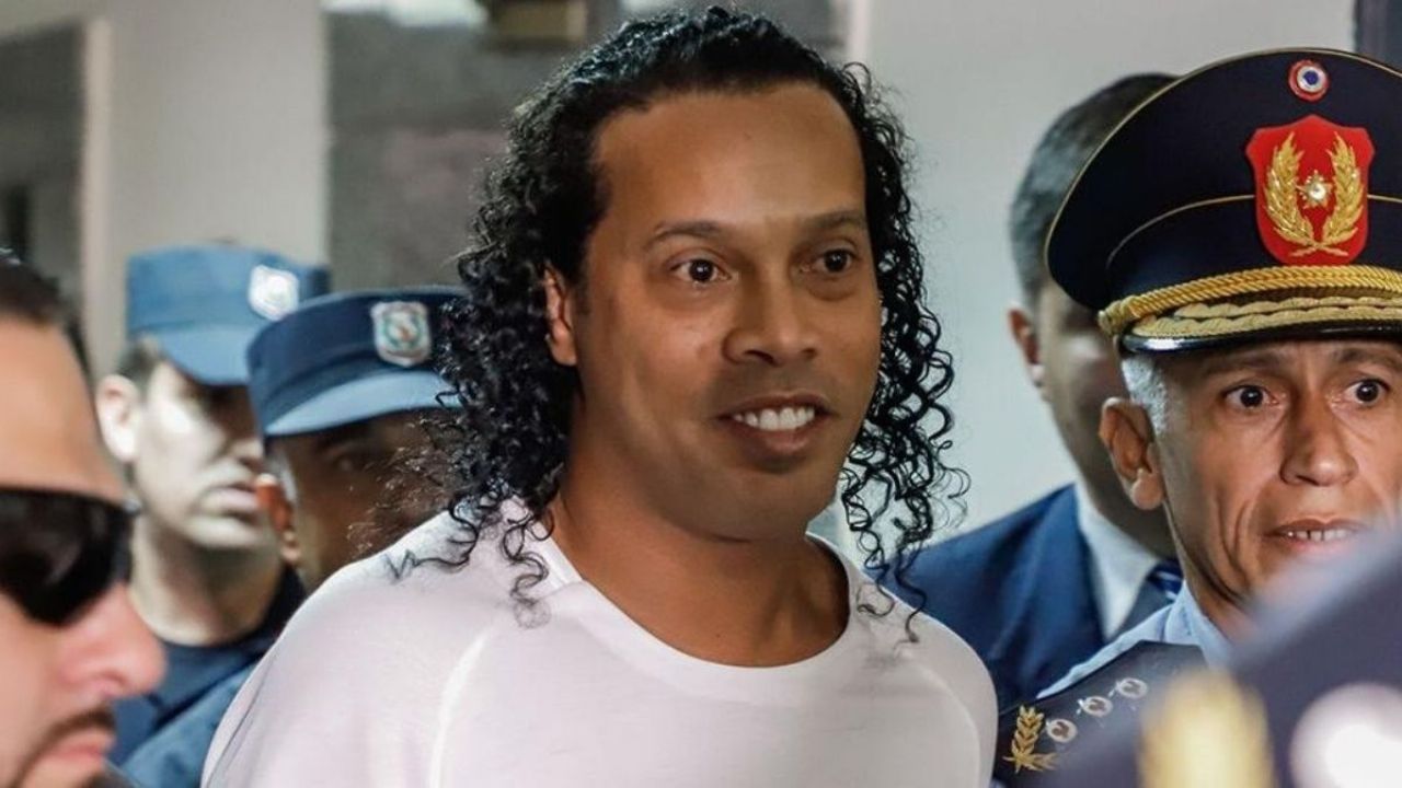 “Fue un golpe duro”: Ronaldinho habla por primera vez tras salir de prisión