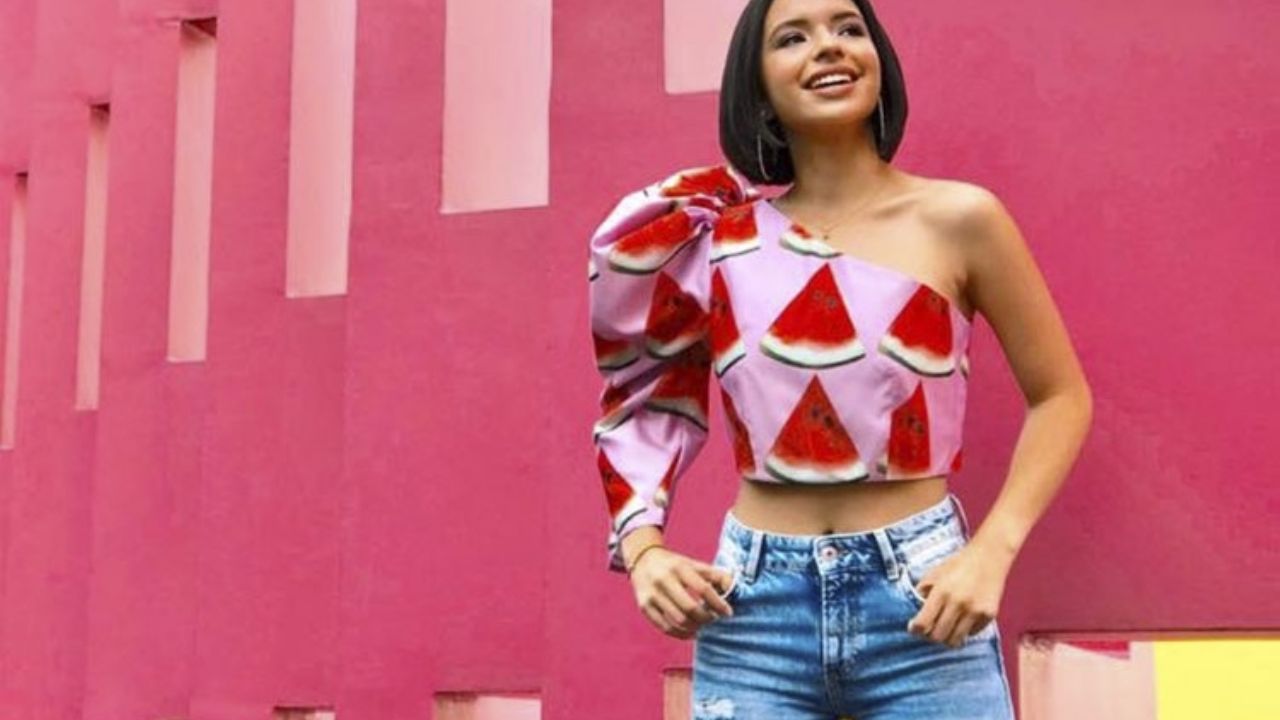 ¡Qué cinturita! Ángela Aguilar luce su espectacular y envidiable figura