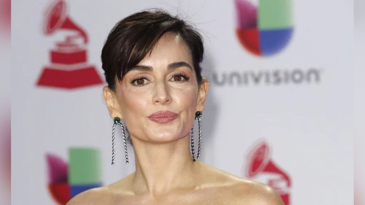 Madre de exactriz de Televisa reacciona a las revelaciones de su hija en bioserie