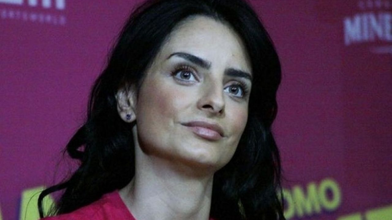 Aislinn Derbez revela el calvario que sufrió al quedar “gorda y fea” luego de dar a luz a su hija