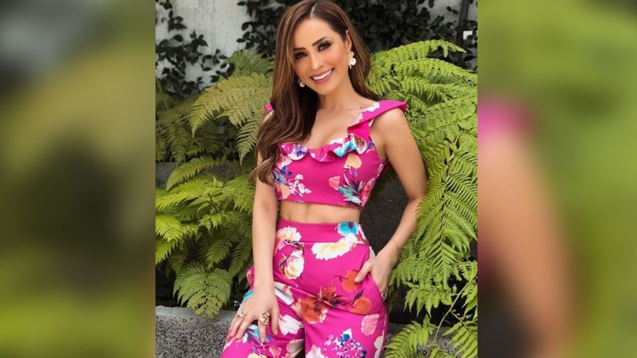 Cynthia Rodríguez presume gran elasticidad en ‘VLA’ y pone a ‘babear’ al ‘Capi’