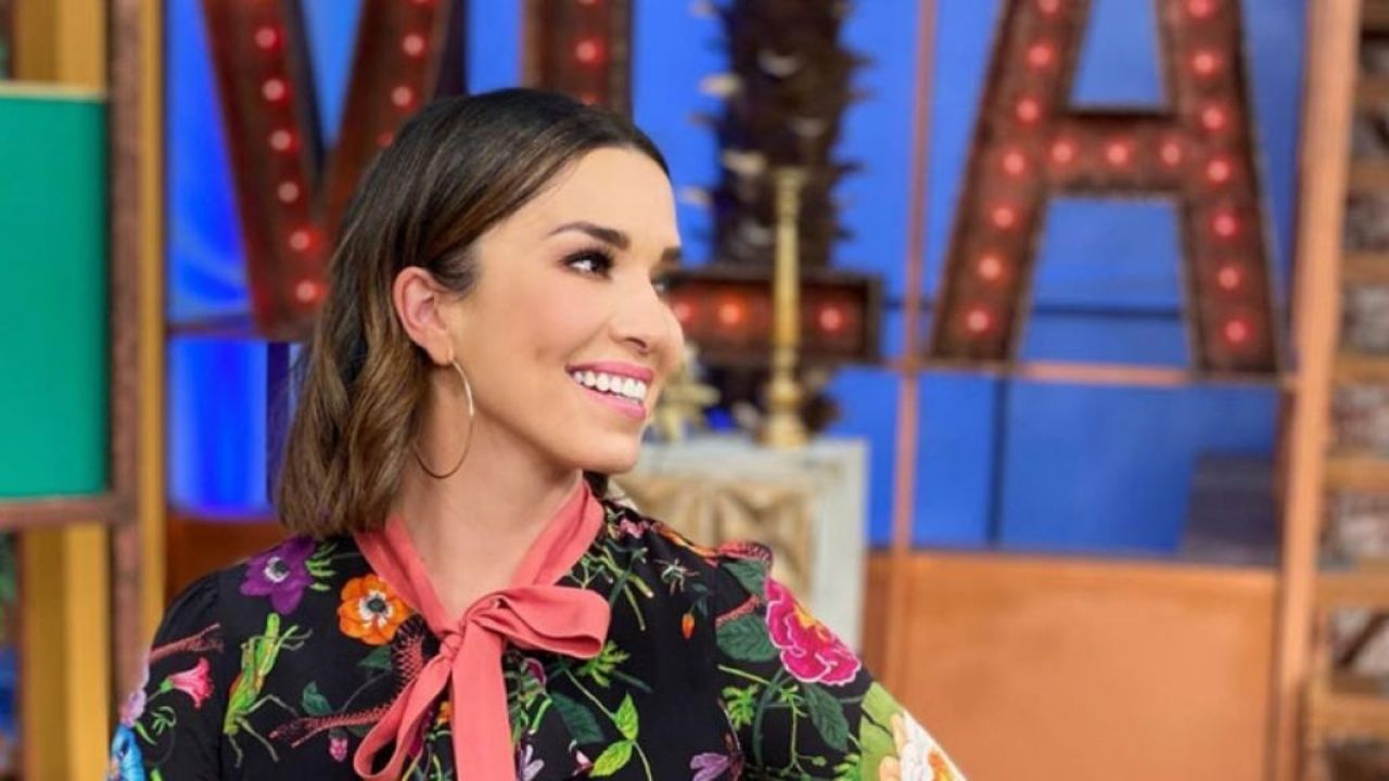 ¡Embarrada! Laura G desata polémica con indirecta a través de redes sociales