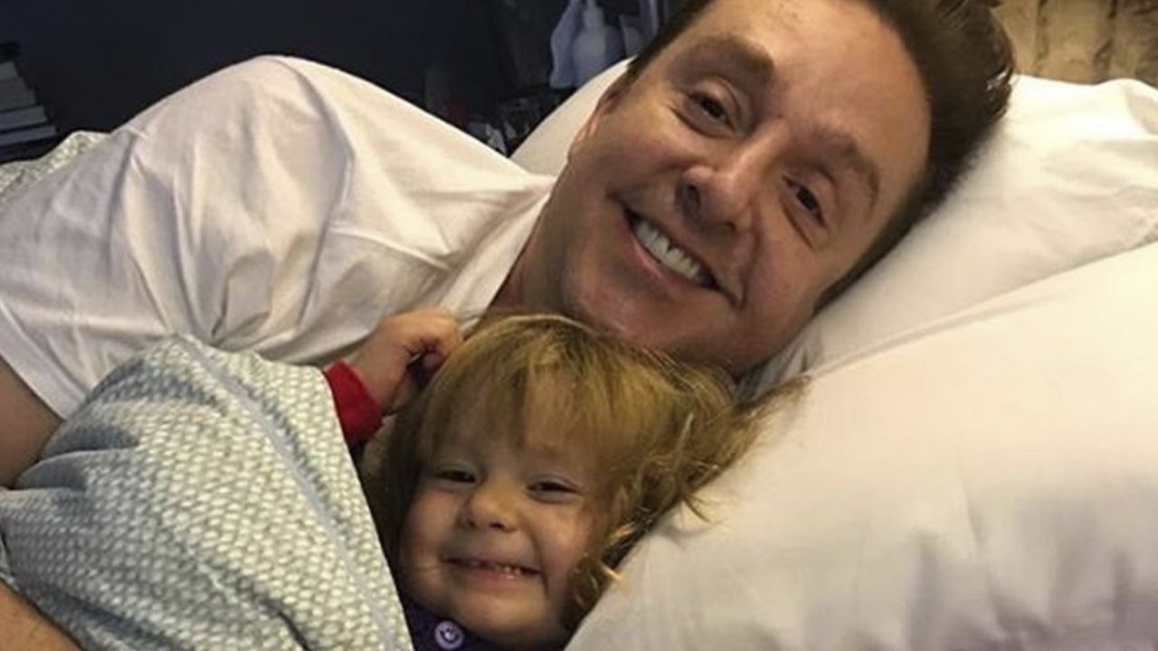 De esta forma, la hija Daniel Bisogno se divierte durante la cuarentena