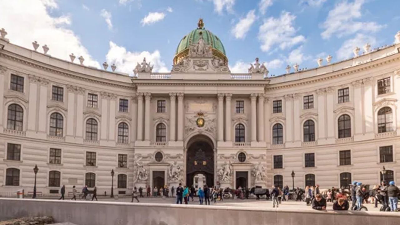 Palacio presidencial en Viena es evacuado por amenaza de bomba