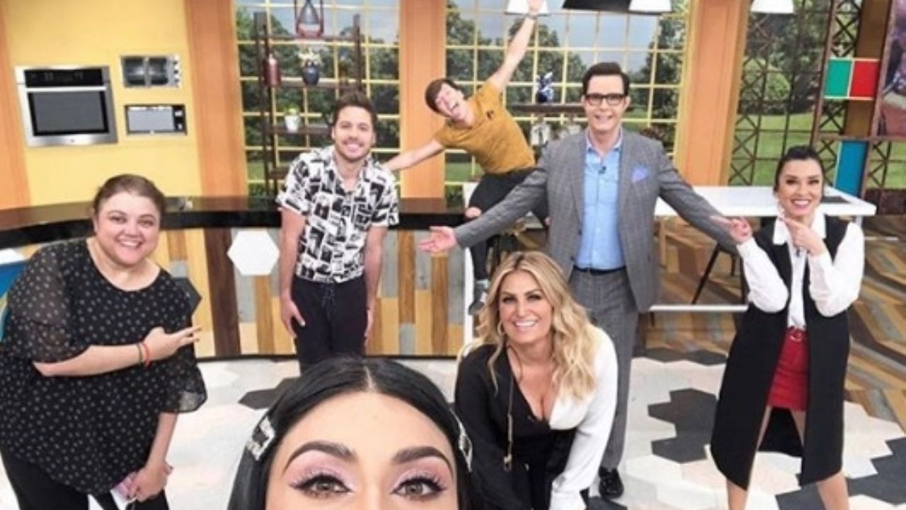 Tensión en TV Azteca: Sismo de 7.5 sorprende a conductores de ‘VLA’ y abandonan el foro