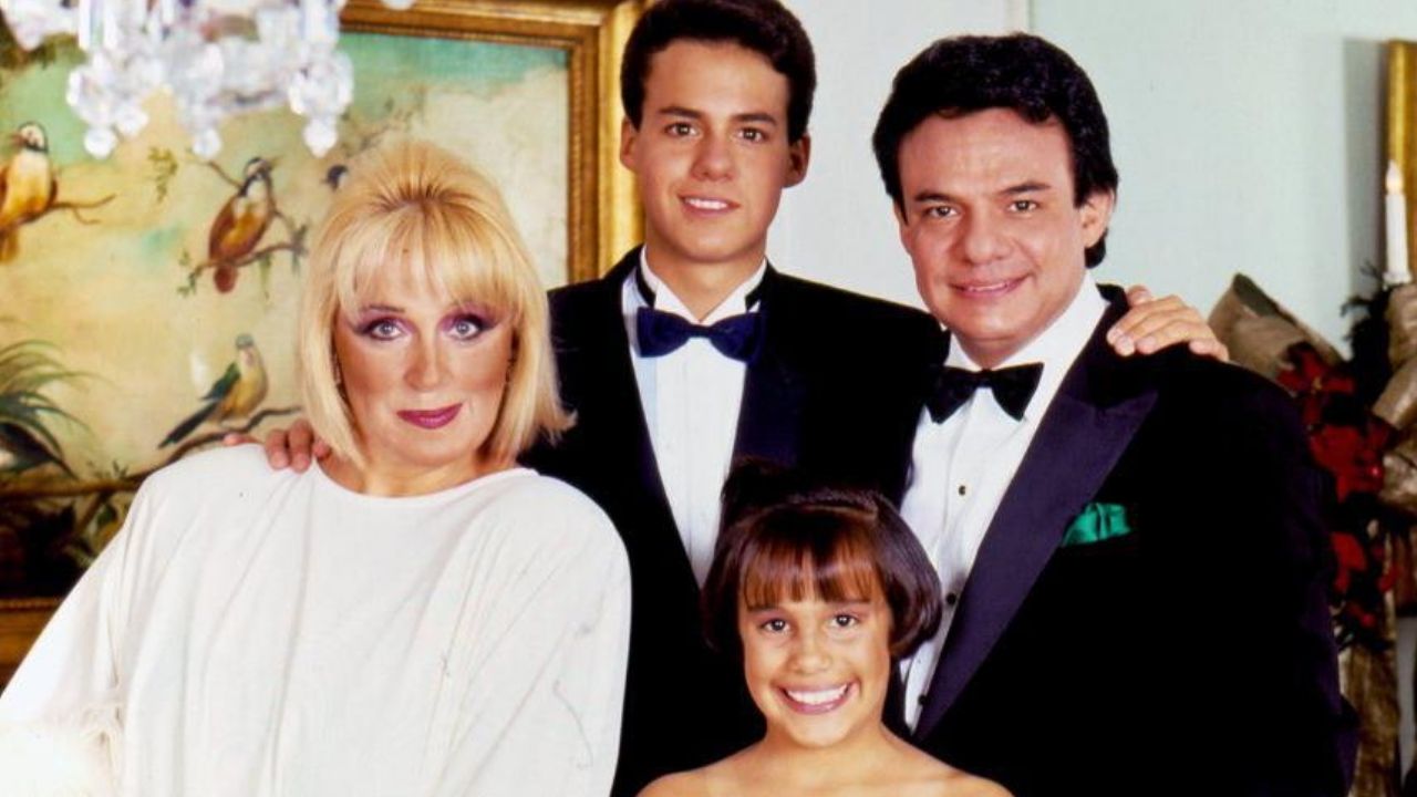 Más drama: Exesposa de José José hace pedazos al ‘Brujo Mayor’ por “metiche y mentiroso”