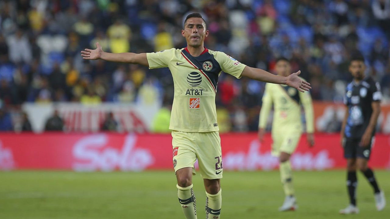 El futbolista mexicano Paul Aguilar, desea concluir su carrera con el América