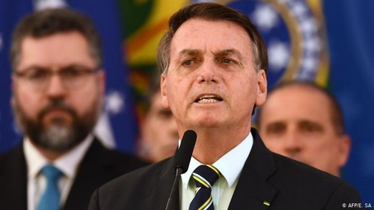 Bolsonaro arremete contra la OMS por fomentar “relaciones del mismo sexo” en niños