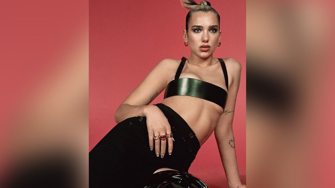 “Todo eso lo quiero”: Dua Lipa sube la temperatura en al estilo de ‘Gatúbela’