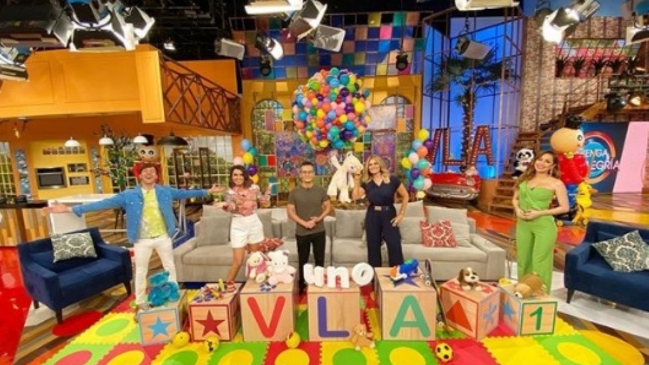 Televisa se hunde: Querida conductora vuelve al elenco de ‘VLA’ y pone a temblar a ‘Hoy’