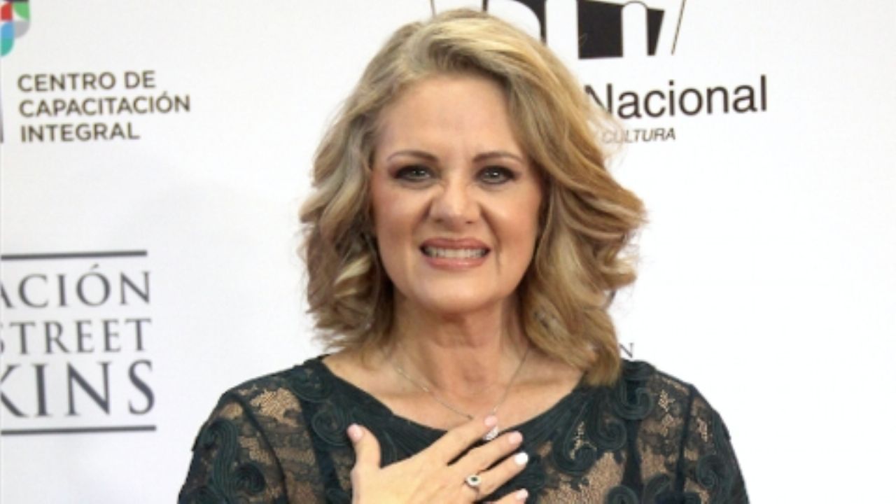 “Tan grande y tan burra”: Actriz de Televisa queda en vergüenza por fatal equivocación