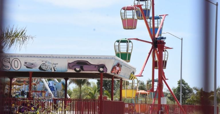 El parque Infantil lució vacío y abandonado